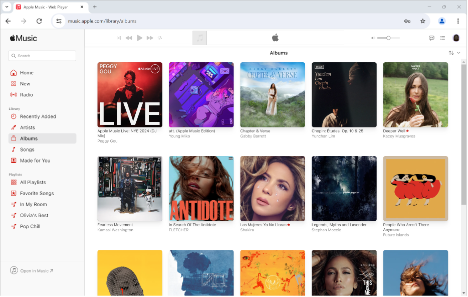 La ventana de Apple Music en Chrome con una biblioteca formada por varios álbumes.
