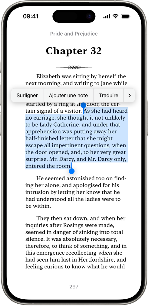 Une page d’un livre dans l’app Livres. Une partie du texte de la page est sélectionnée. Les commandes Surligner, « Ajouter une note » et Traduire se trouvent au-dessus du texte sélectionné.