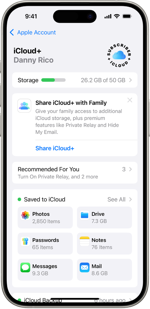 iCloud સ્ટોરેજ મીટર દર્શાવતી iCloud સેટિંગ્સ સ્ક્રીન અને iCloud સાથે કરી ઉપયોગ શકાય તેવા ફોટો, iCloud Drive અને iCloud બૅકઅપ સહિતનાં ફીચરની યાદી.