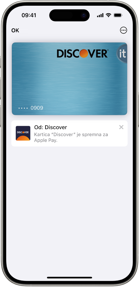 Apple Card u aplikaciji Novčanik, s prikazom tipke Više u gornjem desnom kutu. Ispod slike kartice nalazi se saldo kartice, tjedna aktivnost i tipka za plaćanje. Trenutačno stanje Štednog računa i posljednje transakcije karticom nalaze se na dnu.